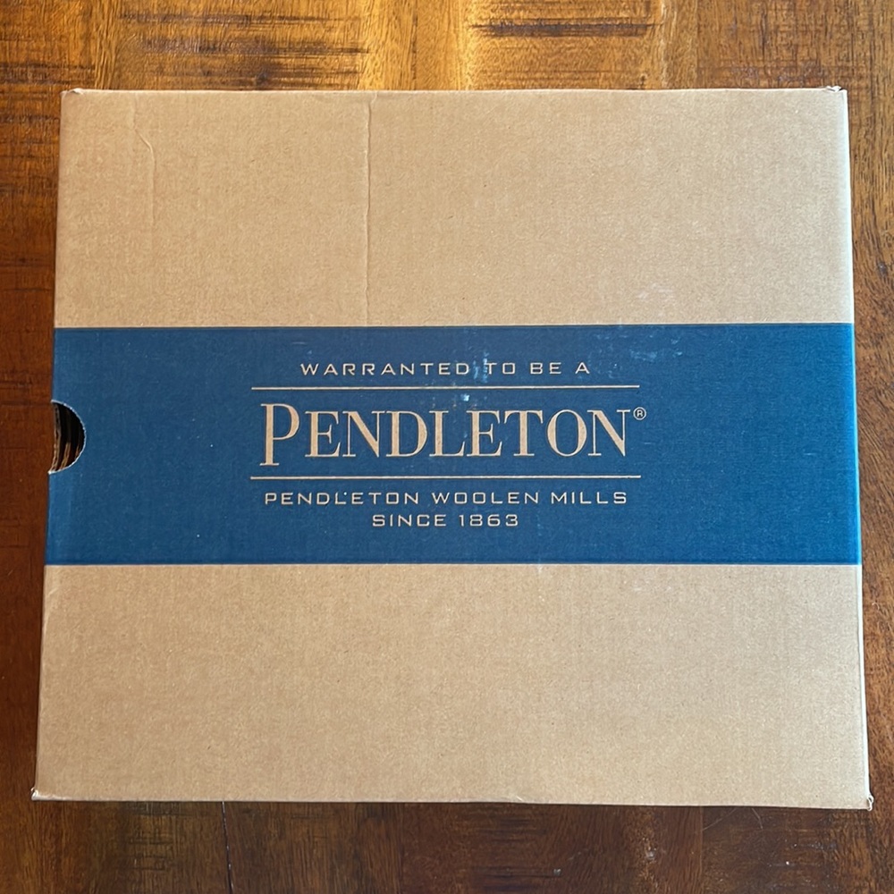 Pendleton Chelsea Rain Boots - Picture 9 of 11